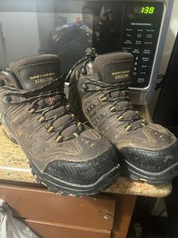 Sketchers Steel Toe Boots 9