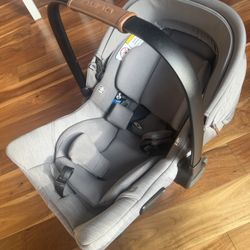 Nuna PIPA Urban infant car seat-baseless install