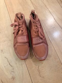 Tennis shoes Puma