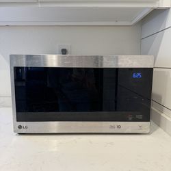 LG microwave 