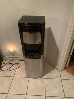 Viva Self Cleaning Water Dispenser - Costco Brand ( Used).