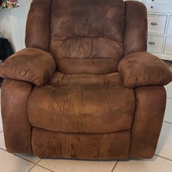 Rocking Chair/ Recliner 