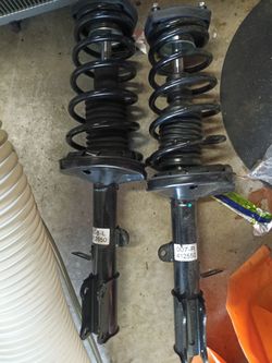 Rear struts 1997 Toyota Corolla DX
