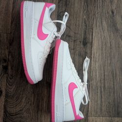 White and pink air forces
