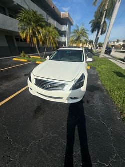 Infiniti G37 Sedan White
