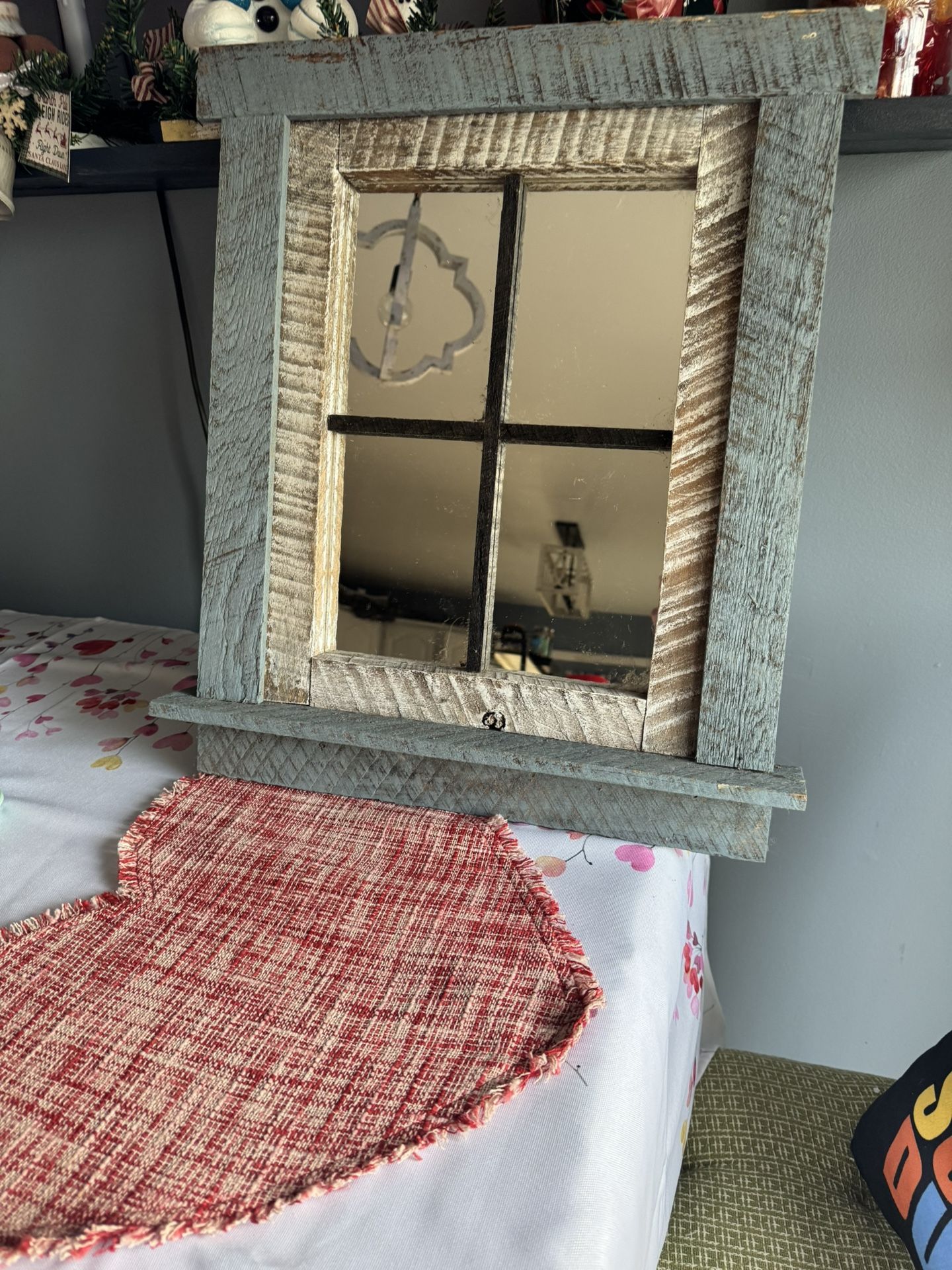 Primitive Mirror