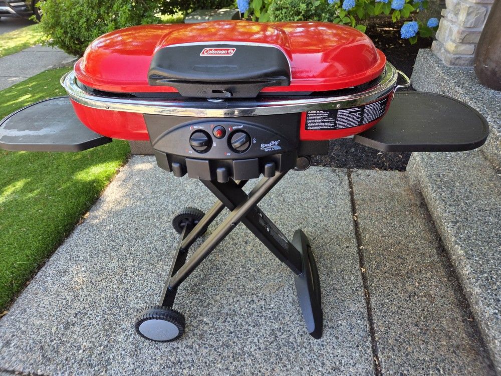Coleman Travel / Collapsible BBQ Grill