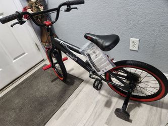 Kend Bike Bmx Boys 18 new Ready to ride good condition