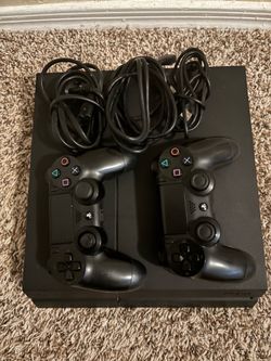PS4 Console w/ 2 Controllers