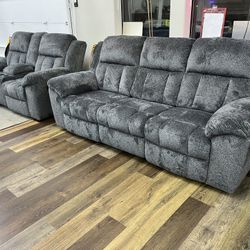 2pc Reclining Sofa And Loveseat Set 