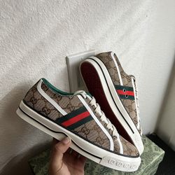 Gucci Shoes 