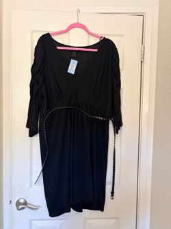 New w/tags Torrid Black Long Sleeve Dress with Belt