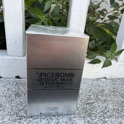 Spice Bomb Metallic Musk Eau de parfum