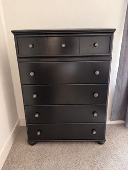 Black Tall Dresser with 5 Drawers