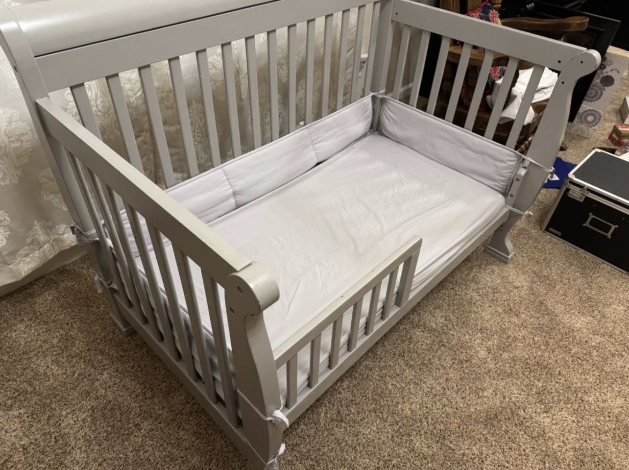 Baby Crib 