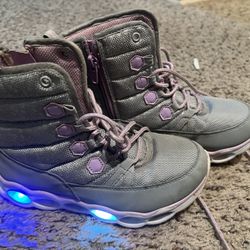 Sketchers Light Up shoes 