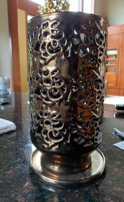Illuminations Candle holder
