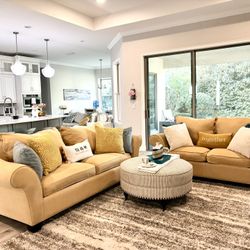  Beautiful & Comfy Sofas Set 