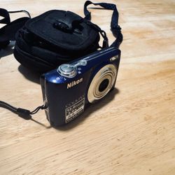 Nikon coolpix L22