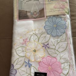 NEW! SPRING TABLECLOTH