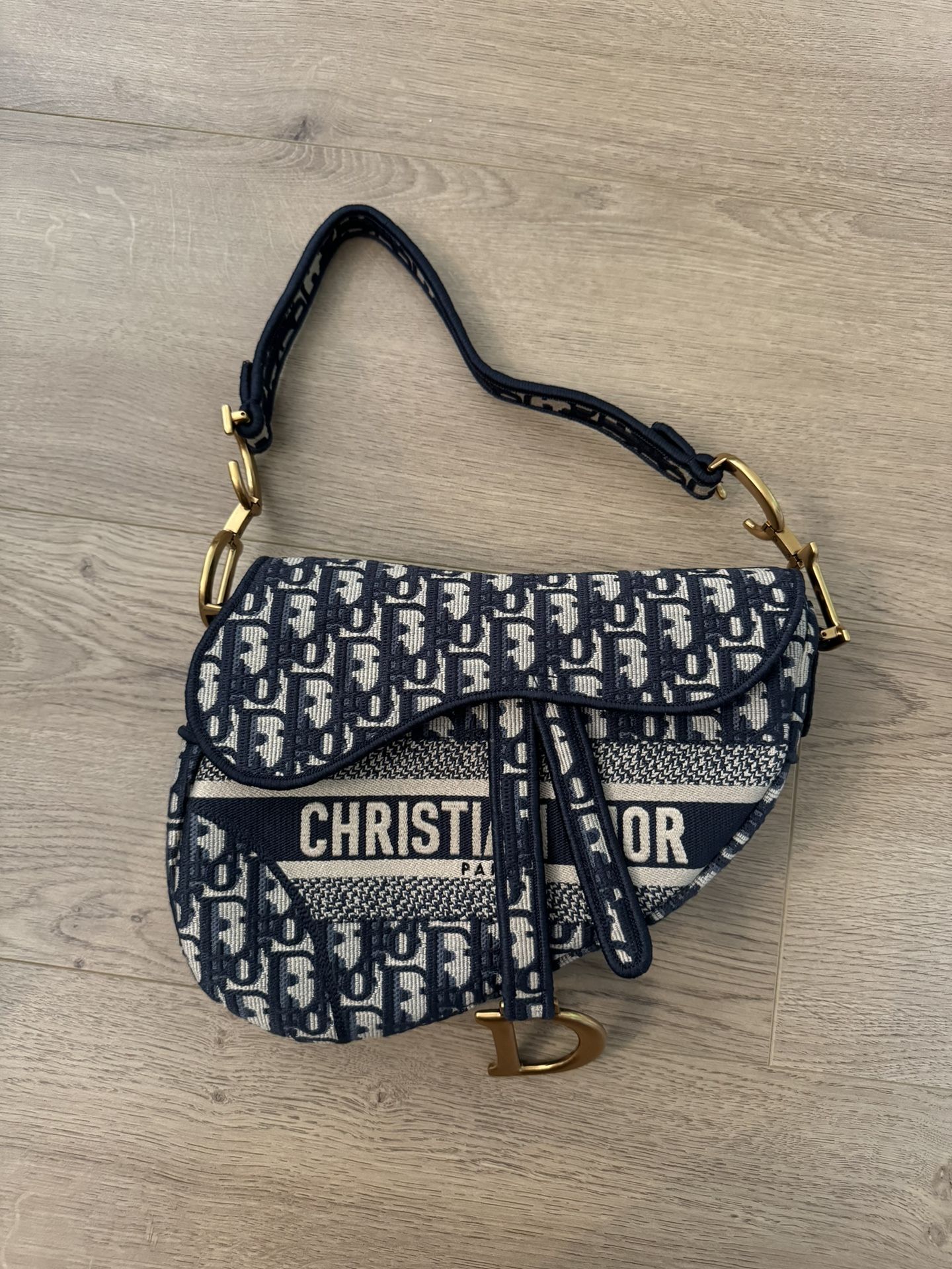 DIOR Saddle Bag Blue Dior Oblique Embroidery