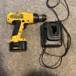 12v Cordless DeWALT drill