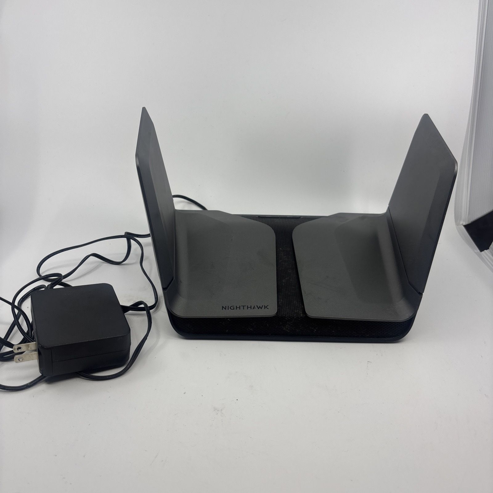 NETGEAR Nighthawk AX8 AX6000 8-Stream WiFi 6 Router RAX80