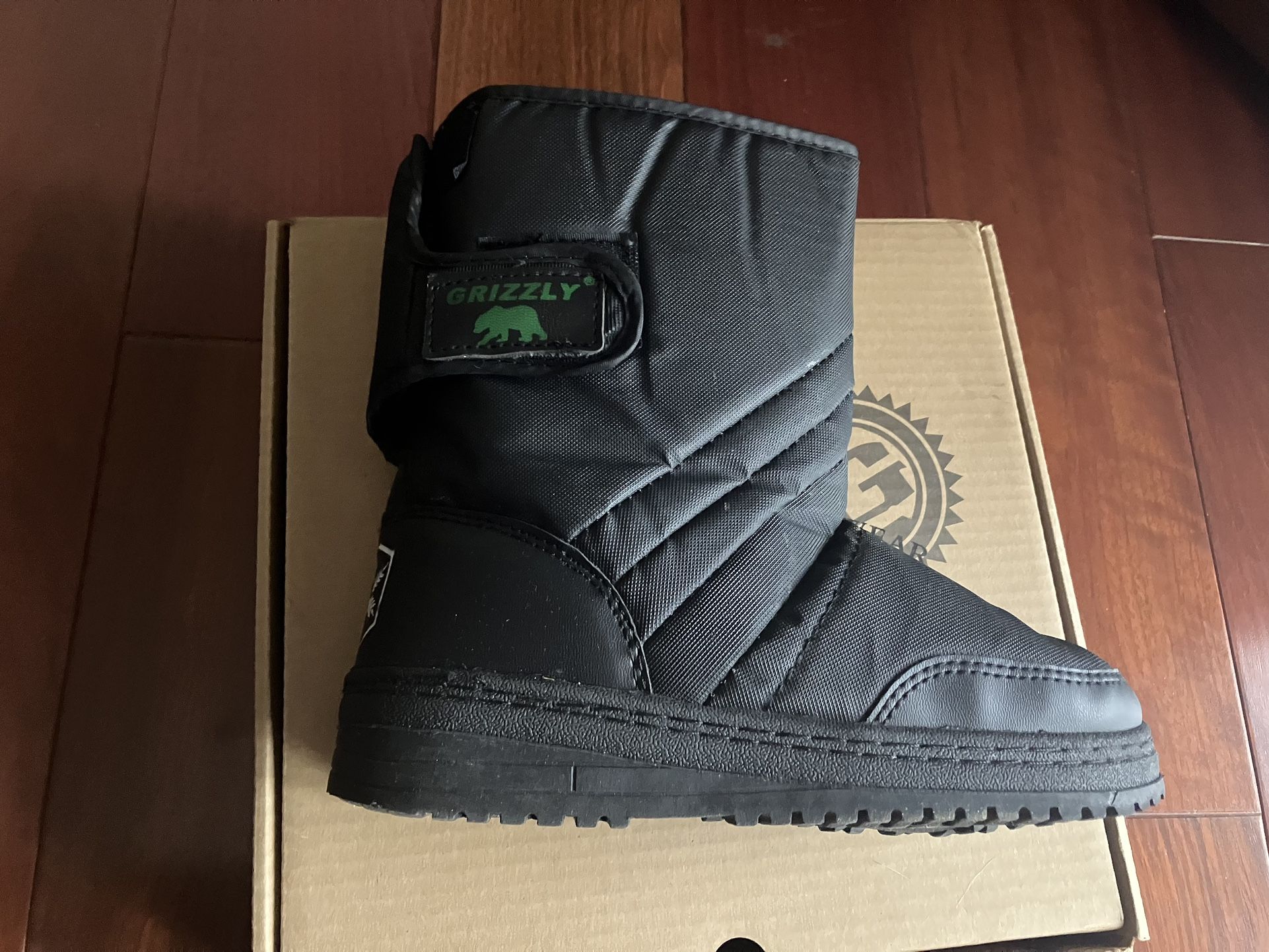 Grizzly Women’s Snow Boots