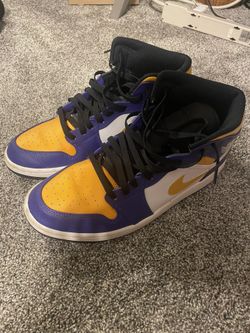 Air Jordan 1 Mid Lakers Colors Mens 9.5