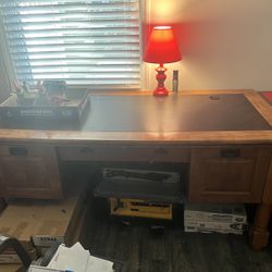 Desk Nice