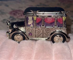 Bath & Body Works Spooky Hearse Tri-Projector Wallflower Fragrance Plug, released as part of their 2024 Halloween collection NWT