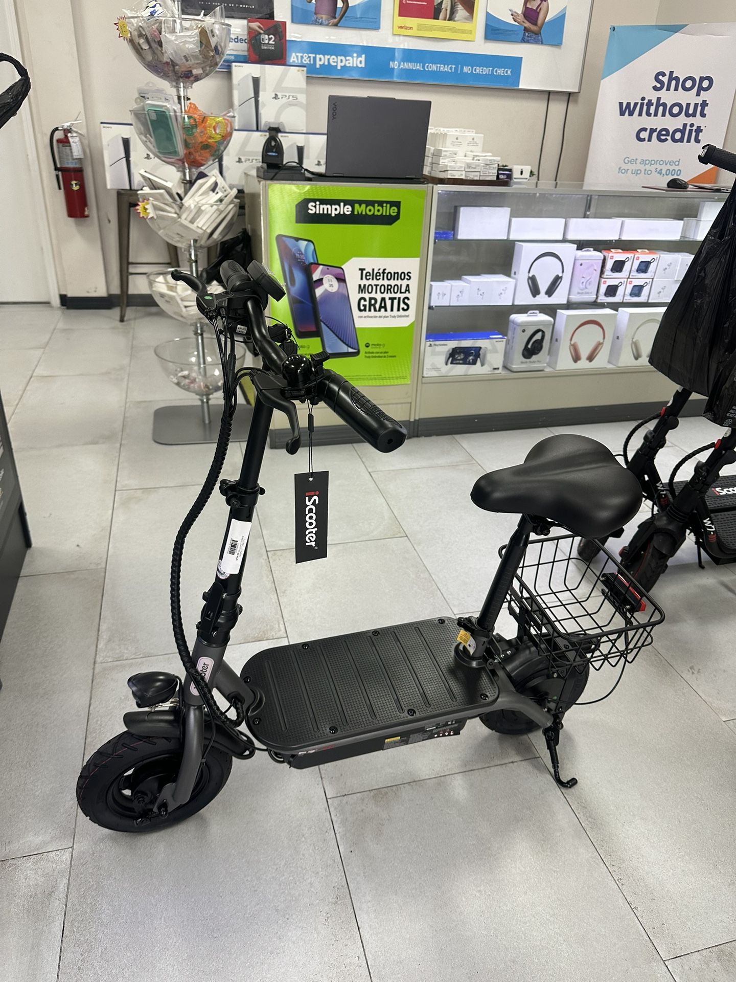 iScooter F3 Electric Scooter 28MPH! Finance For $50 Down Payment!!