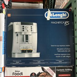 De’Longhi Magnifica XS Fully Automatic Espresso And Cappuccino Machine Brand New In Box