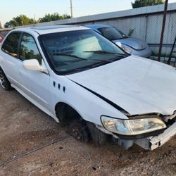 2001 Honda Accord - Parts Only #TB5