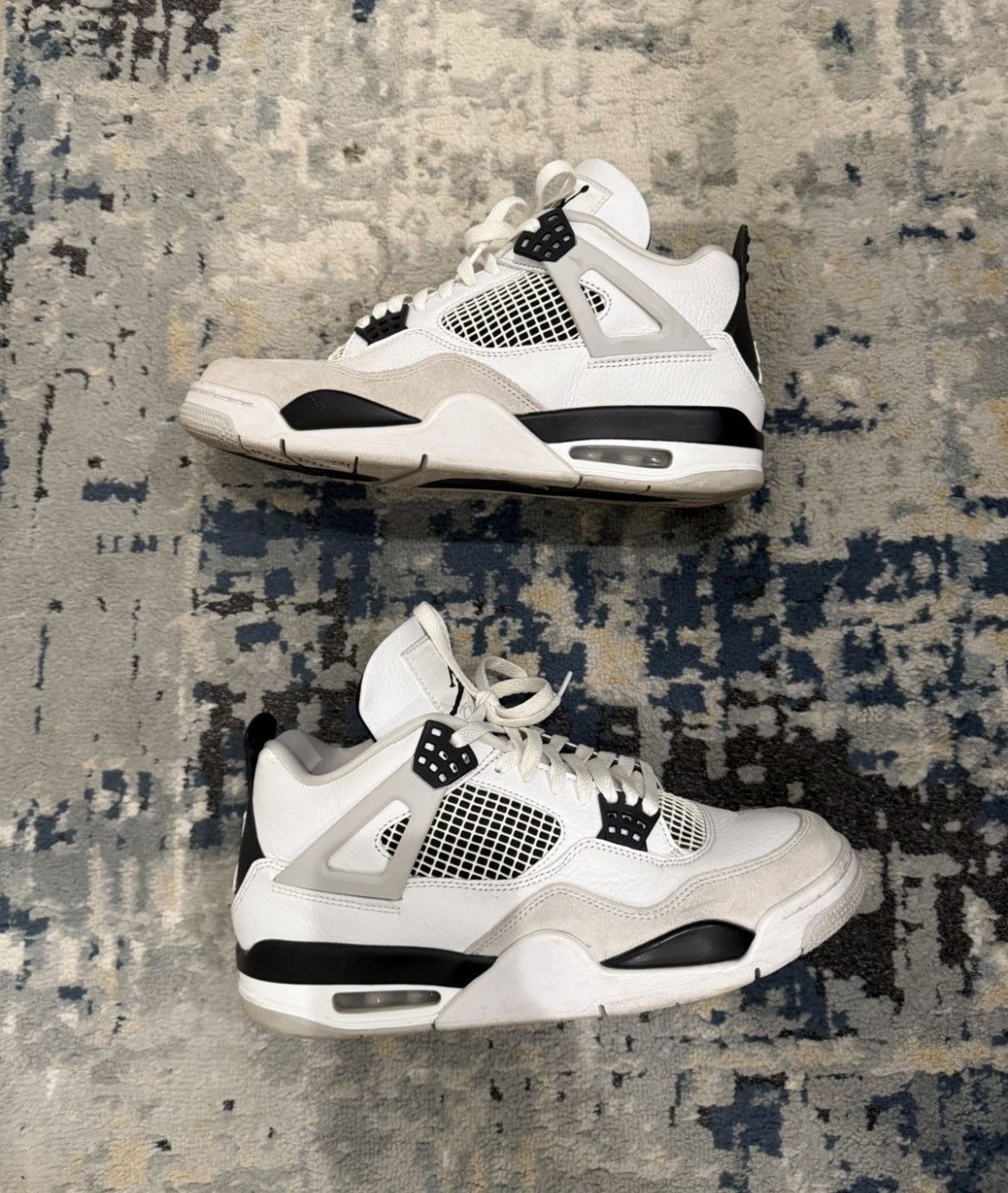 Jordan 4