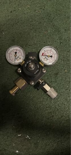 HIE Pressure Regulators – 16 Available