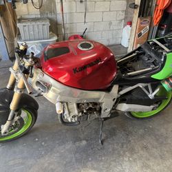 1998 Kawasaki Zx7
