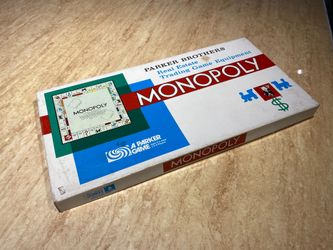 Vintage Monopoly with Metal Player Pieces