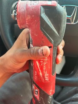 Milwaukee M12 Fuel Oscillating Multi-Tool
