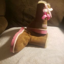 Uggs Size 1