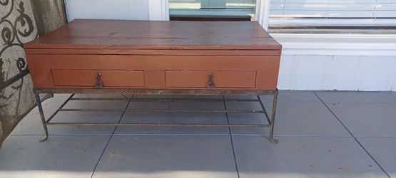 Retro Storage Chest