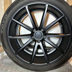 LIKE NEW!  22” Vossen Wheels And Toyo Proxes STIII Tires 5x127 Or 5x5 Bolt Pattern 