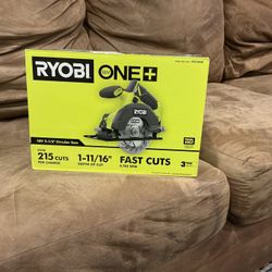 Ryobi ONE+ 18V Cordless 5 1/2 in. Circular Saw (Tool Only)
