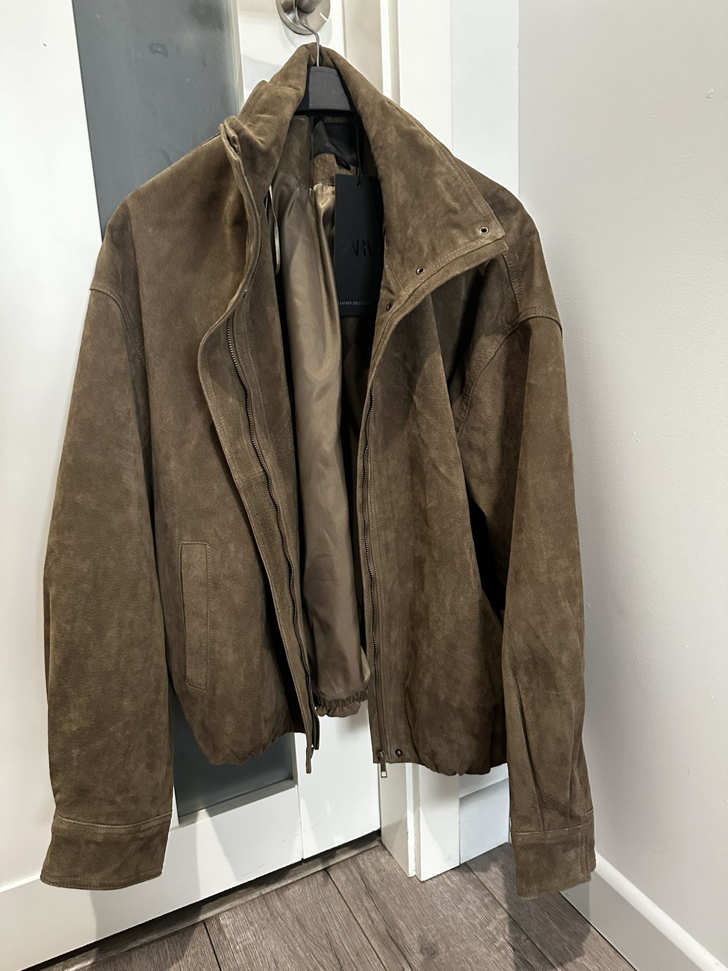Brand New Zara 100% Suede Volume Jacket Size Medium