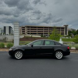 2011 Audi A4  2.0 Premium