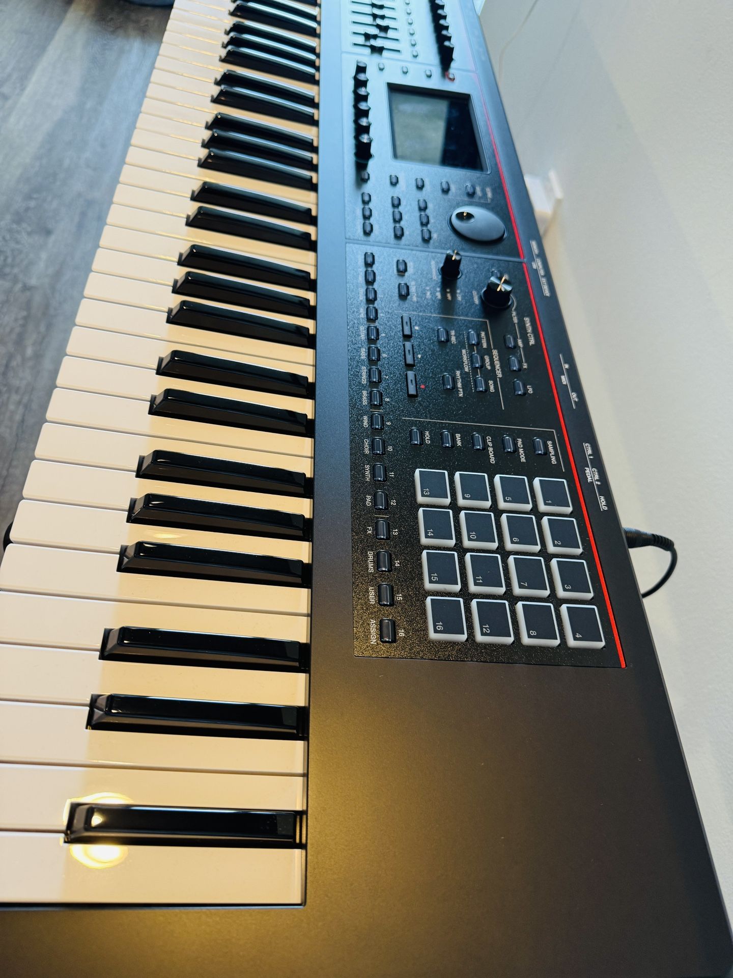 Roland Fantom-07 – Like New – Only 1 Month Old! Save $800 off Retail