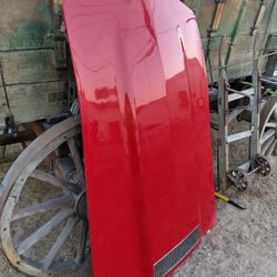 **1976 Corvette Stingray Hood**