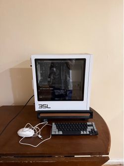 HP OMEN - 35L Gaming Desktop - AMD Ryzen 5 8400F 2024 - 16GB DDR5 Memory - NVIDIA GeForce RTX 5060 - 1TB SSD - Panda Metal