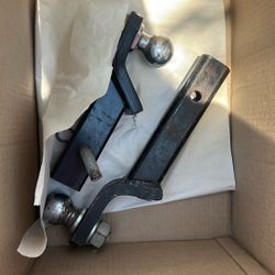 2 Tow Hitches For A Truck $20 Pick Up Rialto 