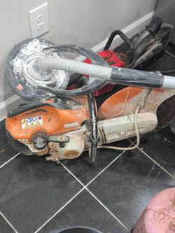 Concrete saw